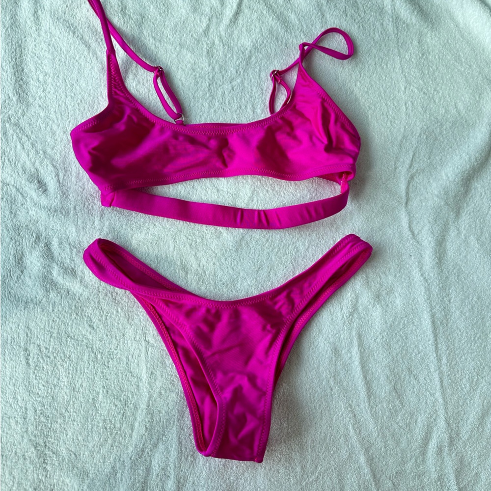 Medium bikini